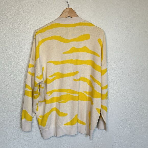 Cabi Cardigan Women S Ivory Yellow Roar 5836 Button Front Oversize Office Travel - Picture 2 of 8